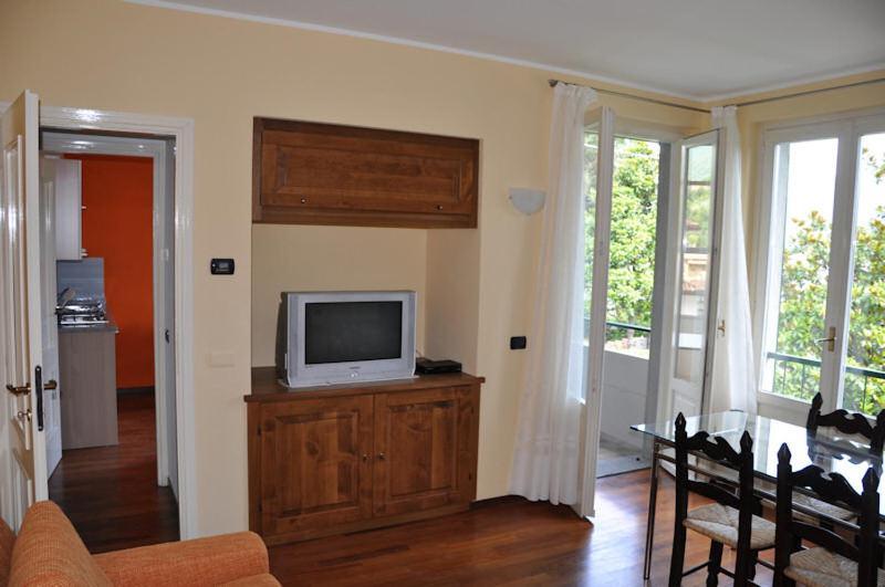 Casa Dina Lägenhet Domaso Exteriör bild